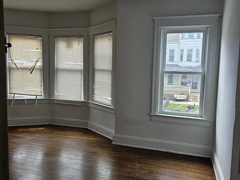 111 N 13th St — Photo 15