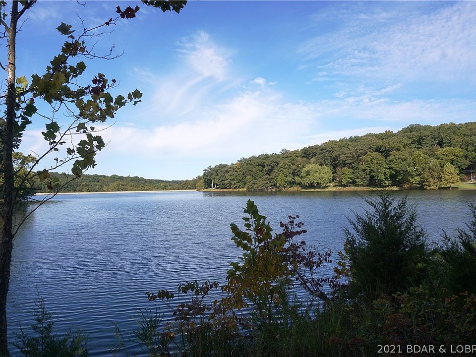 1st image of Fairlawn Dr
