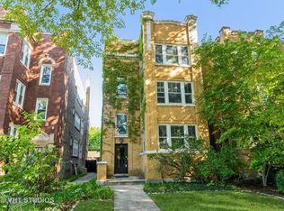 46 Washington Blvd #1, Oak Park, IL 60302