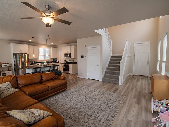 5th image of 4172 E Tivon Ln