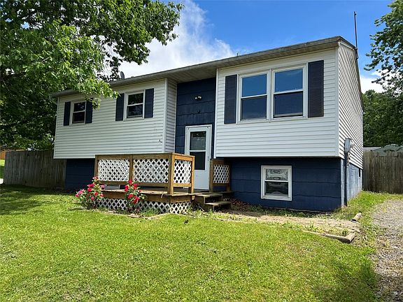 2nd image of 9127 Dover Ln