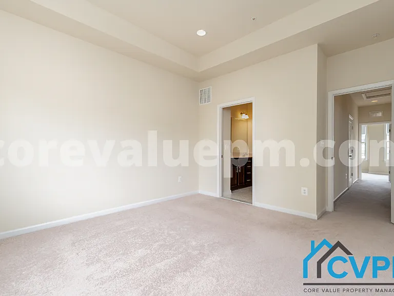 1216 Acorn Ln — Photo 17
