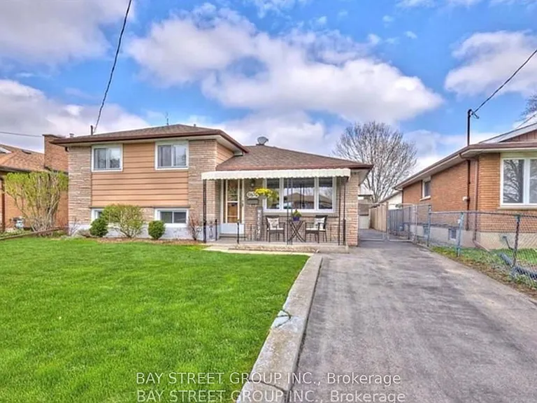 6852 Hagar Ave — Photo 1