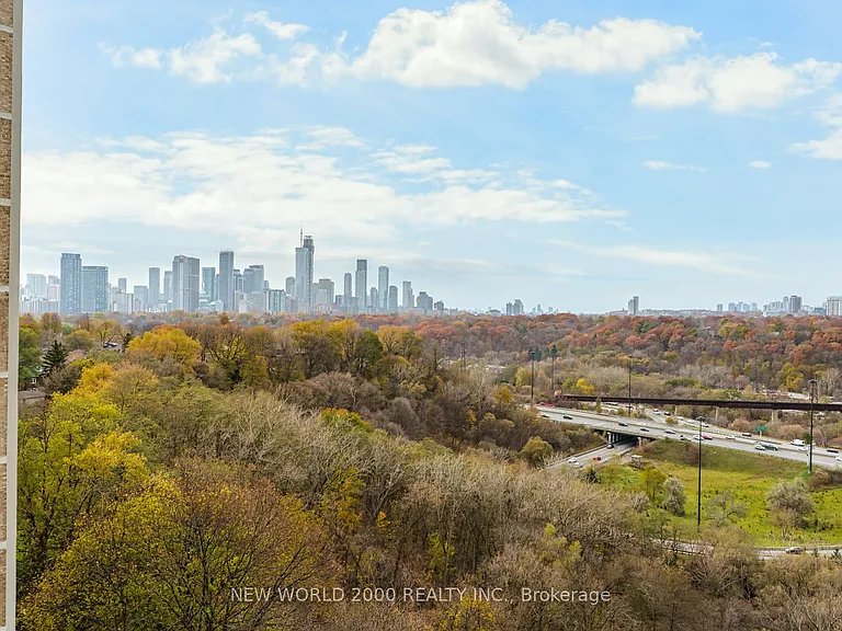 1010 Broadview Ave #Penthouse 5 — Photo 10