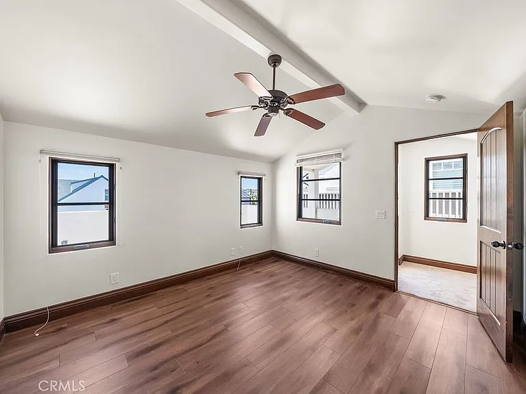 619 1/2 Poppy Ave — Photo 11