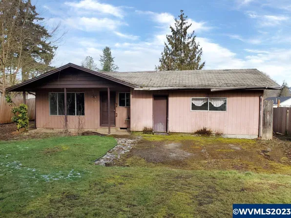 820 Alder St, Sweet Home, OR 97386