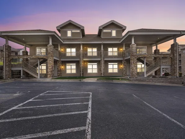 720 Emerald Pointe Drive #3 BLDG E, Hollister, MO 65672
