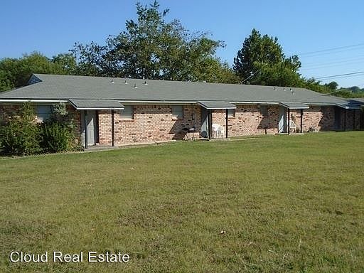 1st image of 901 Harley Dr APT B