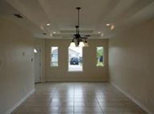 2210 Los Pinos Dr, Laredo, TX 78046