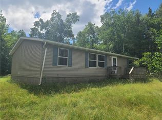 29046 McKenzie Rd, Spooner, WI 54801