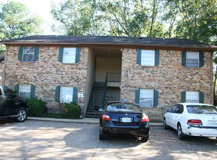 100 Dancer Dr, Longview, TX 75604