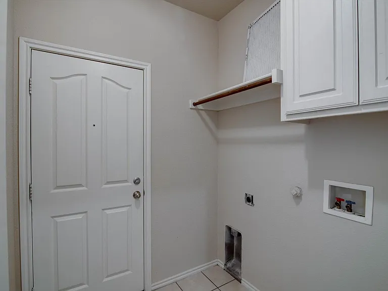 10860 Hawks Landing Rd — Photo 20