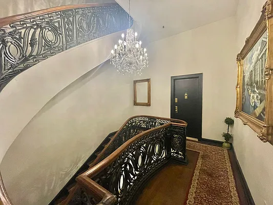 Rented by CitySites Real Estate Group | media 14