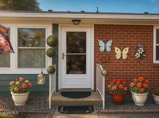 3 Valley Forge Dr #F, Manchester Township, NJ 08759