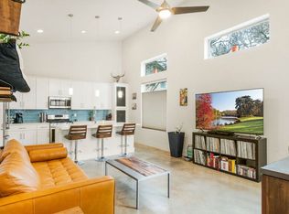 1609 J J Seabrook Dr UNIT B, Austin, TX 78721