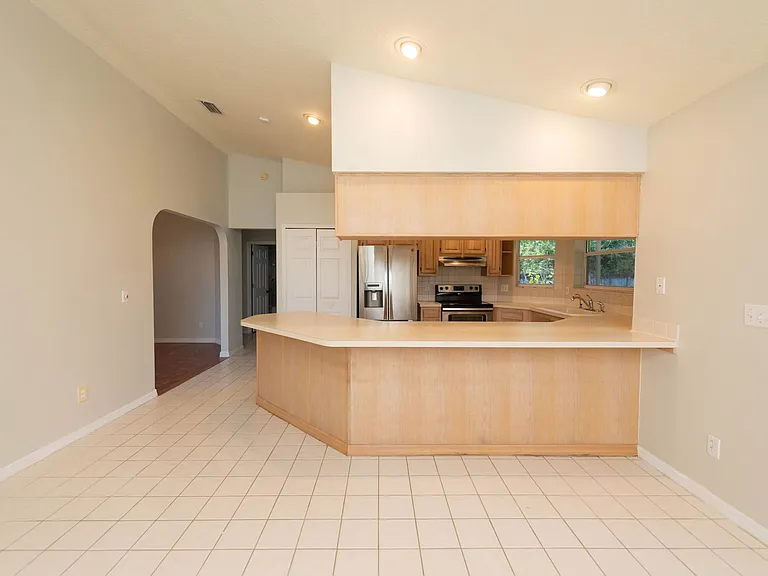 1236 Buffing Cir SE — Photo 18
