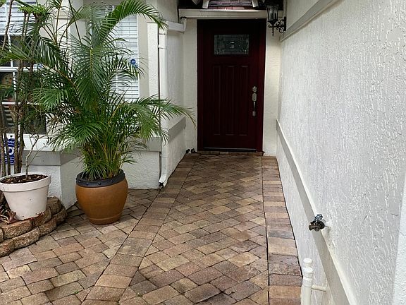 4th image of 14534 Redmeadow Ct