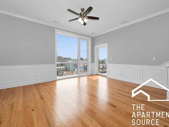 2nd image of 520 N Western Ave #4C