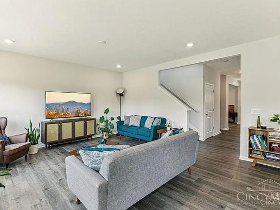 3rd image of 5954 Lakeshore Pl