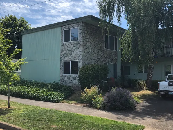5330 SE Lafayette St APT 5, Portland, OR 97206