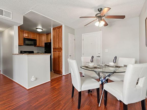 3rd image of 11265 Morrison St #47-101