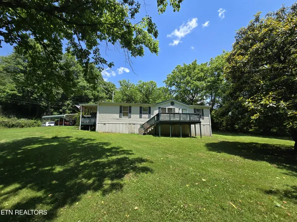 417 Ely Town Rd, Dryden, VA 24243