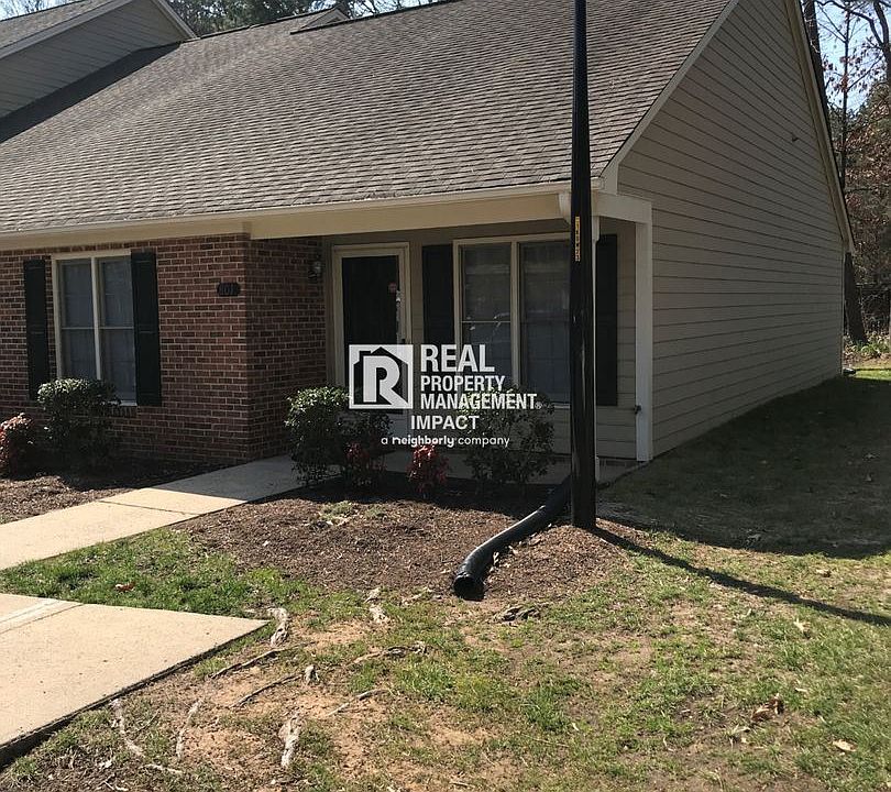 1st image of 801 Gatehouse Ln