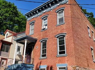 4 Lawrence St, Rensselaer, NY 12144