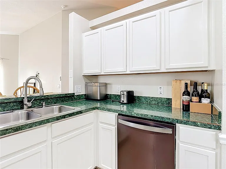 1128 Pinedale Dr — Photo 37
