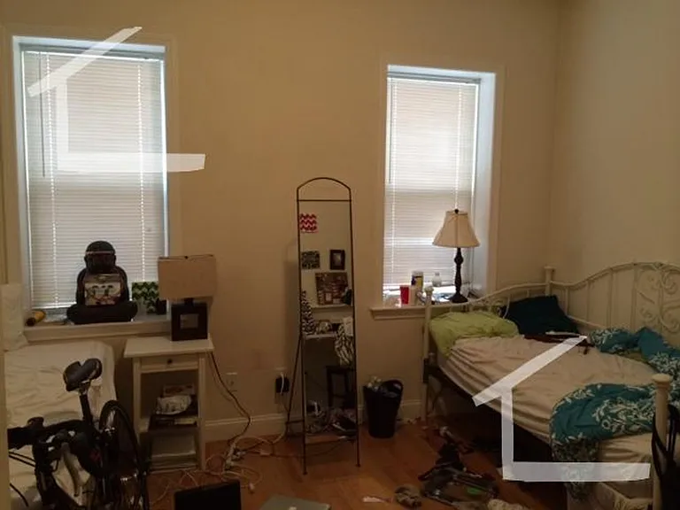 44 Saint Marys St #4 — Photo 7