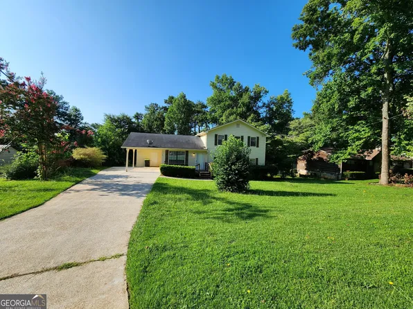 45 Old Lantern Dr, Stockbridge, GA 30281