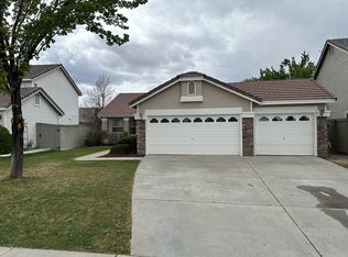 9811 Eastmont Ct, Reno, NV 89521