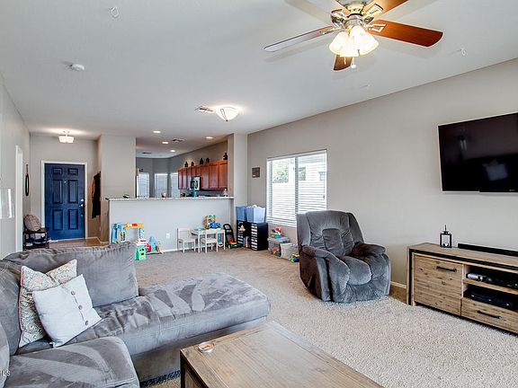 5th image of 10237 W Parkway Dr
