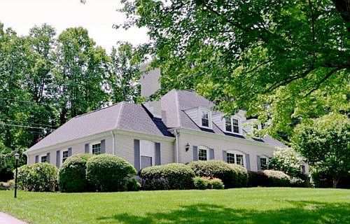 1st image of 108 Hawthorn Dr
