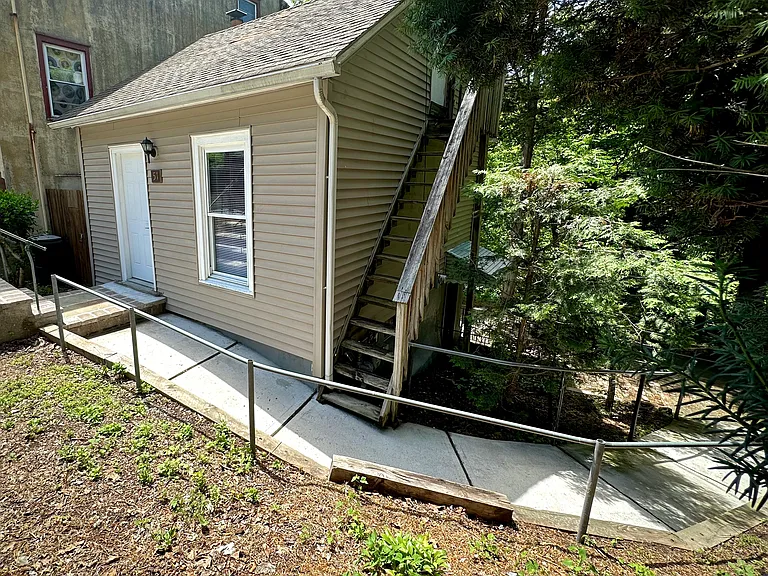 51 Yale Ave — Photo 2