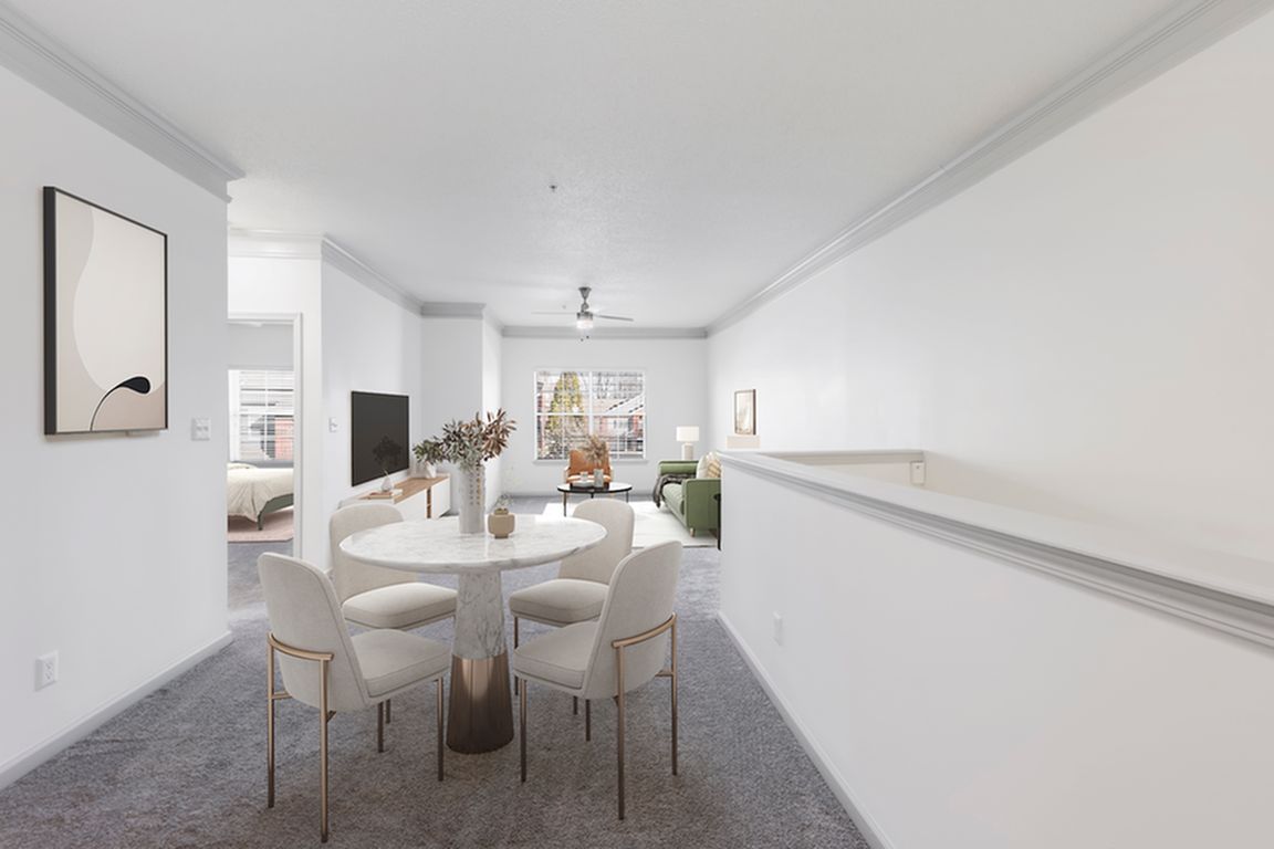 Halston South Point