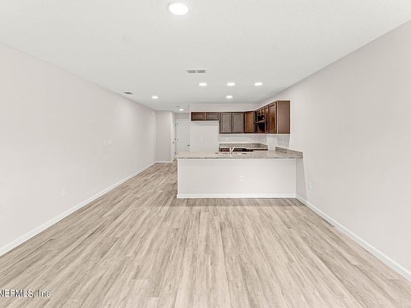 4th image of 8510 MCGIRTS VILLAGE Lane