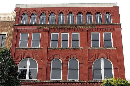Building Photo - 123 W Main St