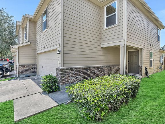 2nd image of 15134 Trinity Meadow Dr