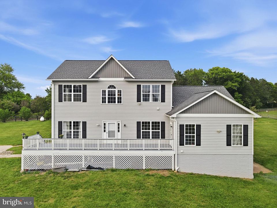 1st image of 15001 Fleetwood Dr