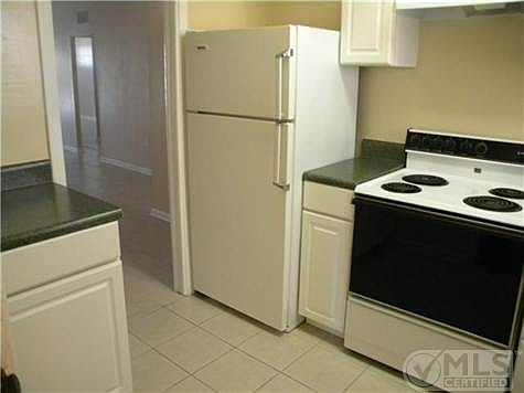 4th image of 1410 S Federal Hwy APT 107