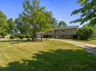 1021 Craft Rd, Grass Lake, MI 49240