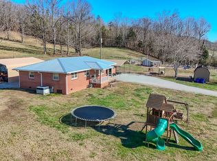 7279 Pinhook Pike, Collinwood, TN 38450