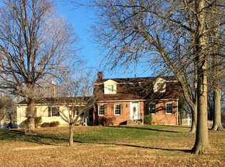 1104 Indian Creek Rd, Lebanon, MO 65536