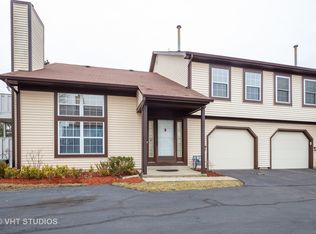 289 Whitewood Dr #289, Streamwood, IL 60107