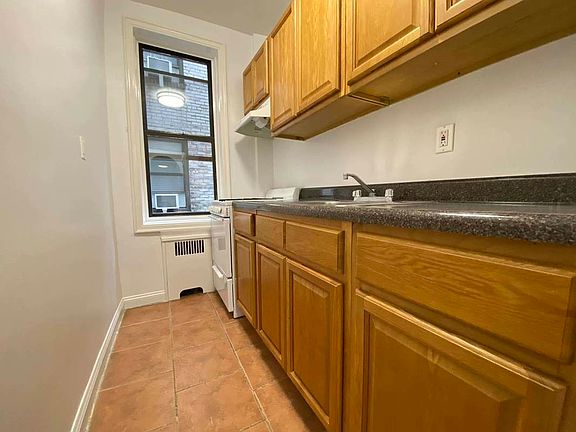 3rd image of 42-42 Judge St APT 3H