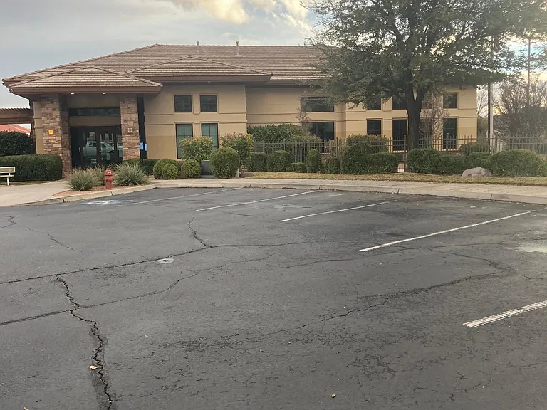 Clubhouse within walking distance on beautiful trail.