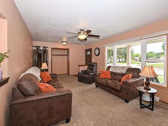 4th image of 1704 16th AVENUE