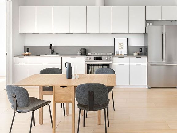 3rd image of 3400 Piedmont Ave #403