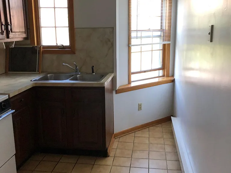 284 Western Ave #1F — Photo 5